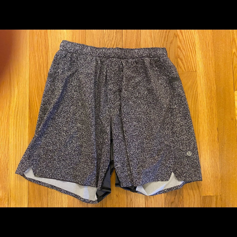 Lululemon mens 7” shorts
